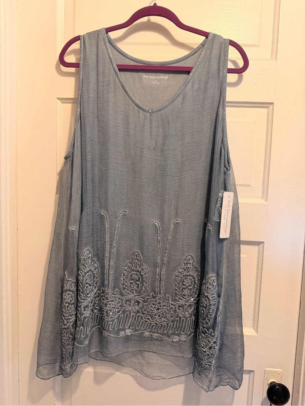 NWT Soft Surroundings Araceli Silk Embroidered Tank